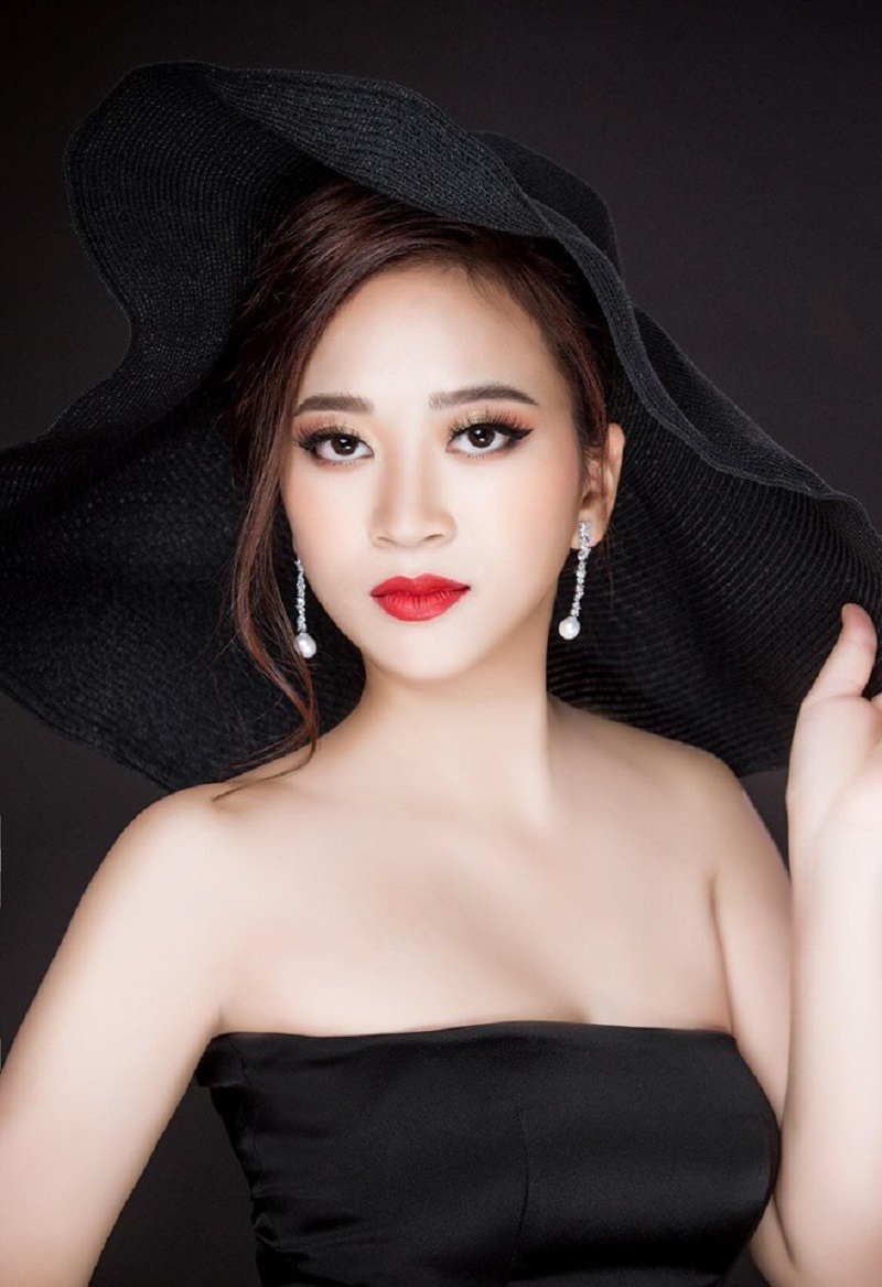 Á hậu 1 Quốc tế Taiwan 2019 Linh Nhâm: Doanh nhân tài ba hội tụ Tâm – Tài – Sắc