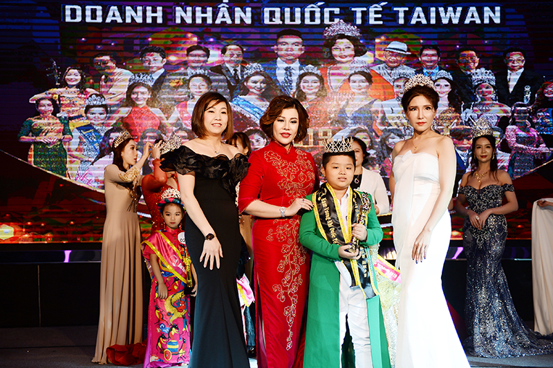 Vũ Phong Sơn trở thành chủ nhân của danh hiệu Nam vương nhí Quốc tế Taiwan 2019