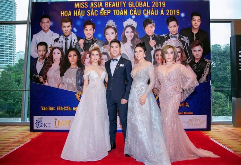 Hoa hậu Châu Mai Thảo tỏa sáng vai trò ban giám khảo cuộc thi :Hoa hậu & Nam vương sắc đẹp toàn cầu Châu Á 