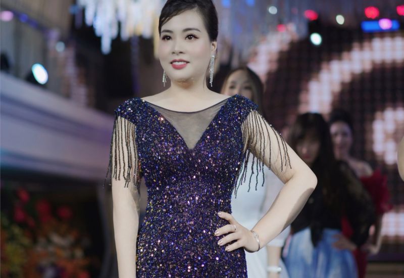 Mrs Phạm Ngọc Lan - Giám đốc Kinh Doanh thương hiệu phụ kiện thời trang cao cấp ONLYY vinh dự trở thành Nhà tài trợ Đồng tại Ngày hội giao thương Beauty & Healthy