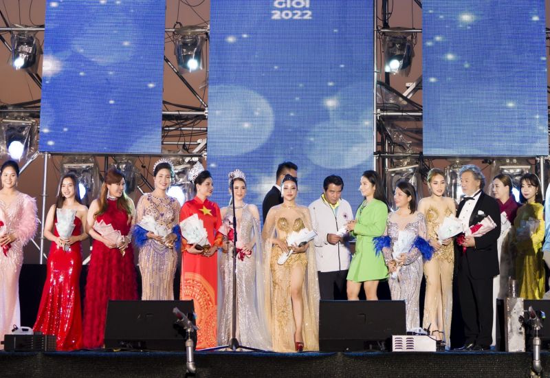 Á hậu Kim Jang Mi Xinh đẹp thần thái tại ghế nóng Hoa hậu Doanh Nhân Việt Nam Thế Giới 2022